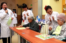 老年康复运动会 参会老人最大91岁最小73岁